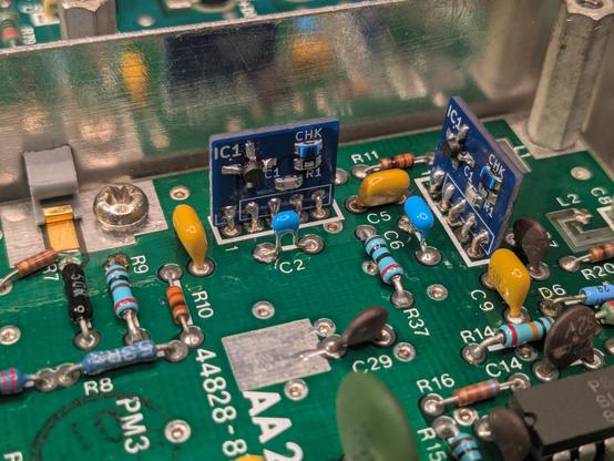 OM345 MMIC Ersatzplatinen eingabaut im Marconi 2955